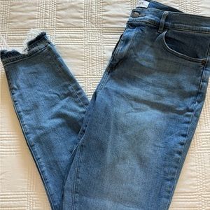 Loft Outlet, Size 12, Modern Skinny, Distressed Ankle, Dark Wash